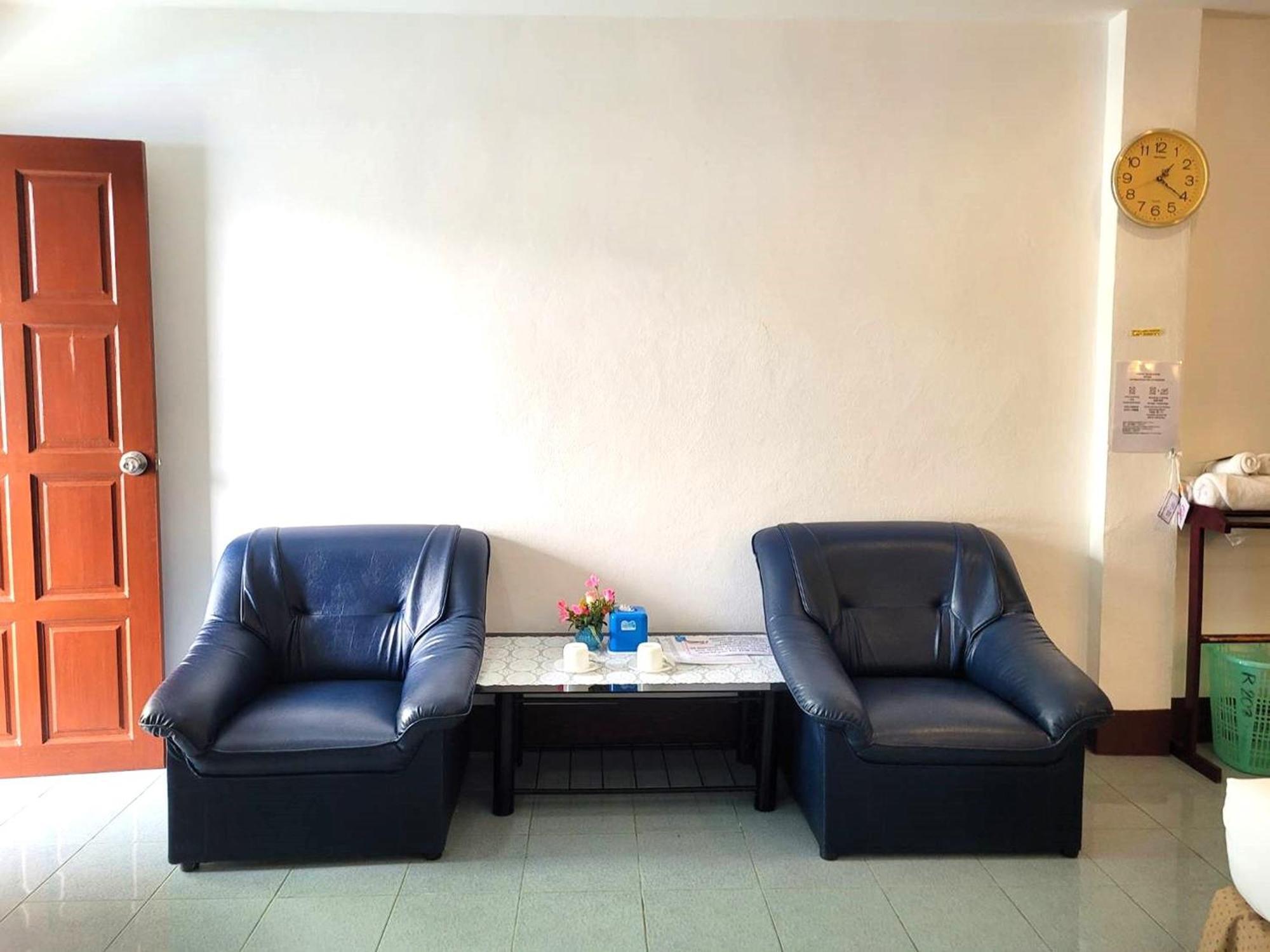Rabbit Mansion Patong Hotel Екстериор снимка