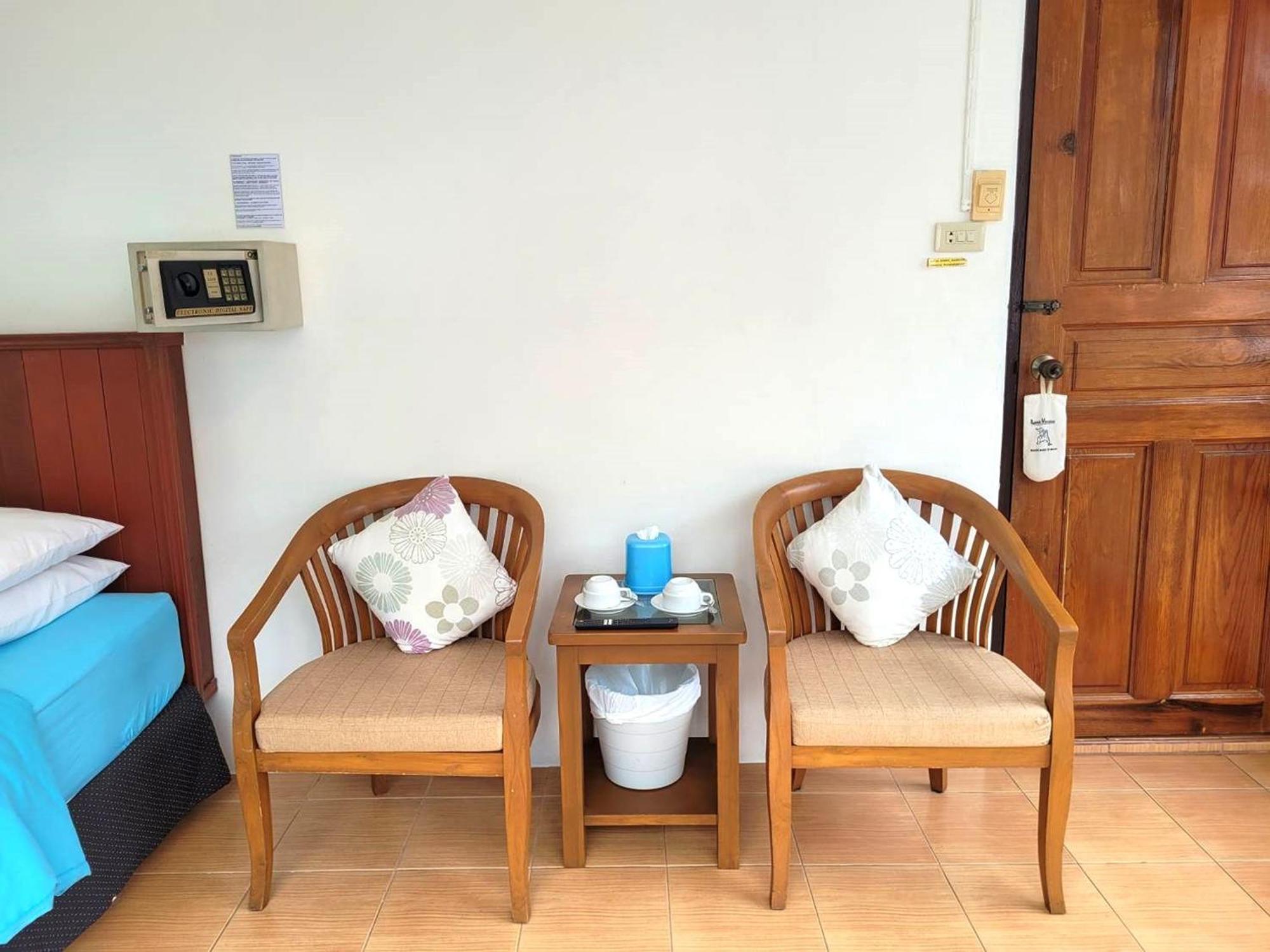 Rabbit Mansion Patong Hotel Екстериор снимка