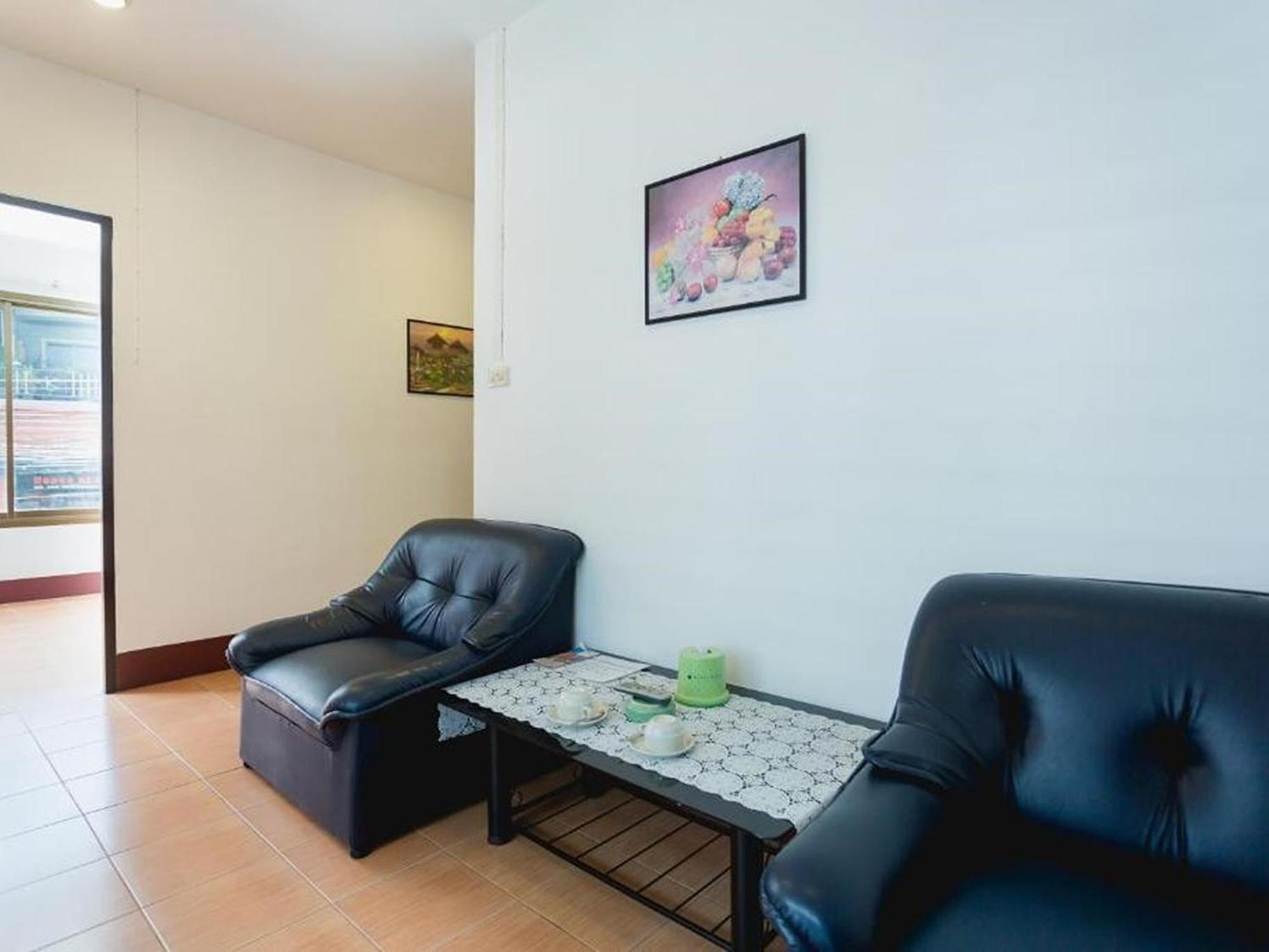 Rabbit Mansion Patong Hotel Екстериор снимка