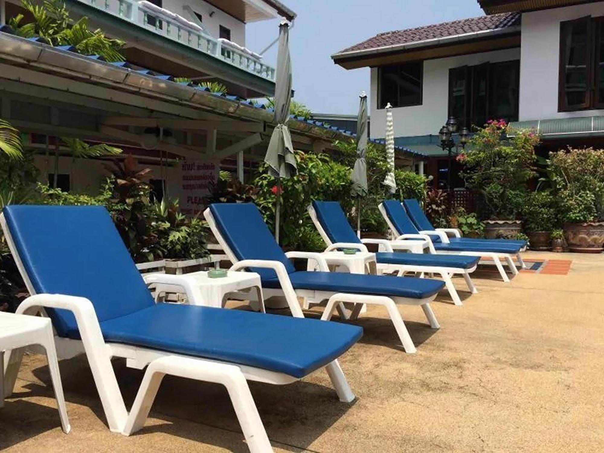 Rabbit Mansion Patong Hotel Екстериор снимка