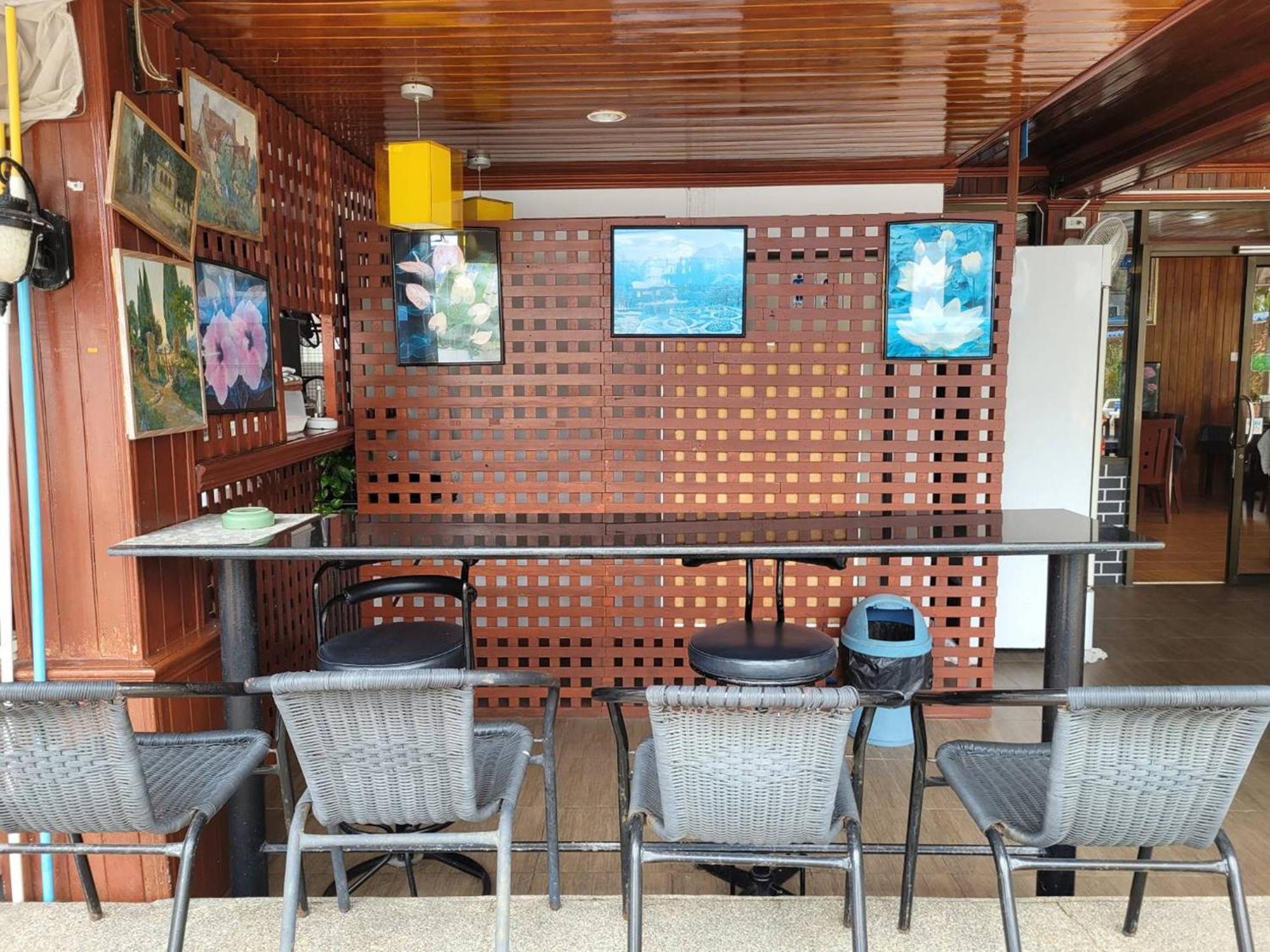Rabbit Mansion Patong Hotel Екстериор снимка