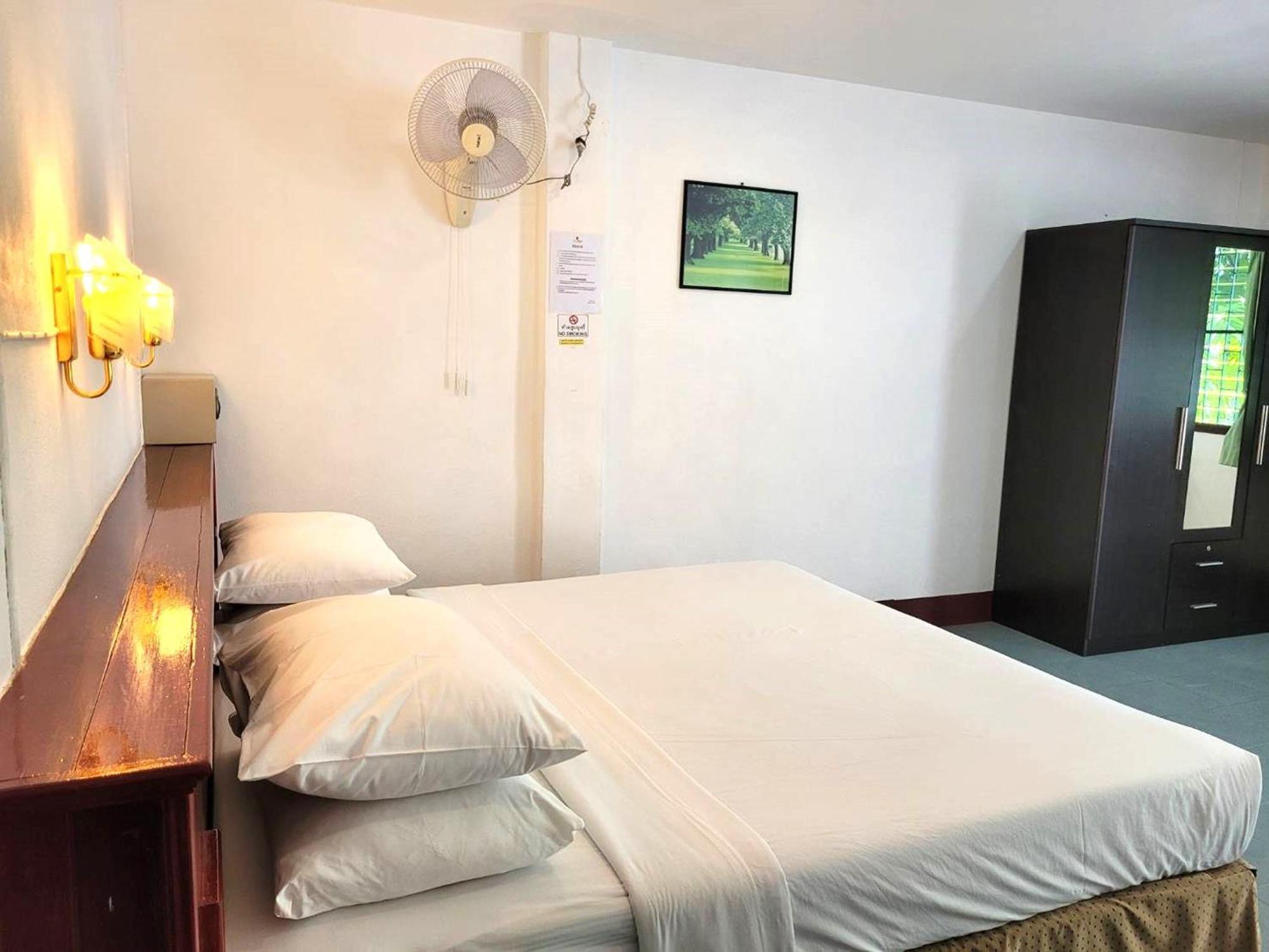 Rabbit Mansion Patong Hotel Екстериор снимка